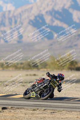 media/Dec-07-2025-CVMA (Sun) [[3e7d2de5dc]]/Race 18-Formula Twins-Formula 40 UL/